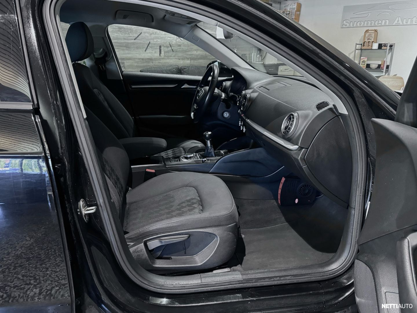 Audi A3 Sportback 1,6 TDI 81 kW ultra 2014, kuva 6/11