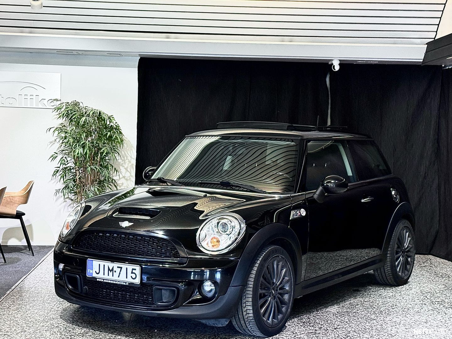 MINI Cooper S R56 2011, kuva 2/14