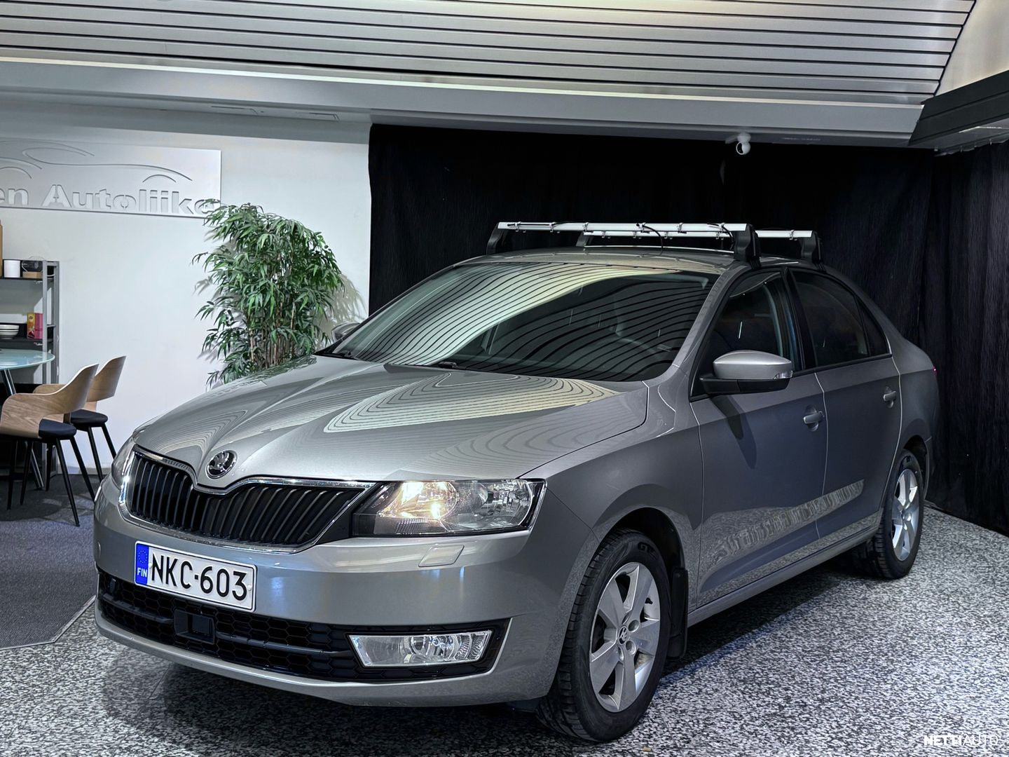 Skoda Rapid 1,2 TSI Ambition 2016, photo 2/12