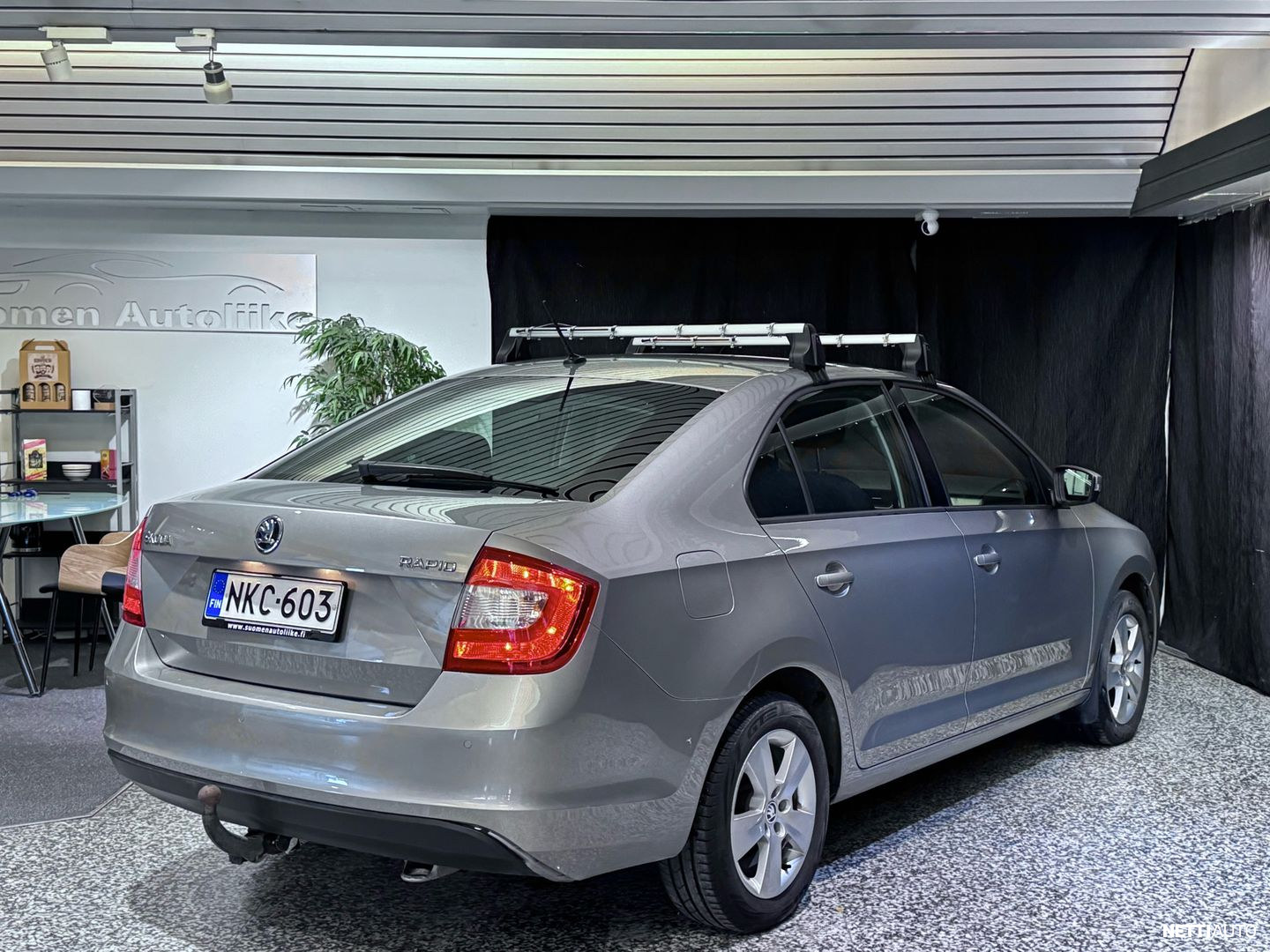 Skoda Rapid 1,2 TSI Ambition 2016, photo 4/12