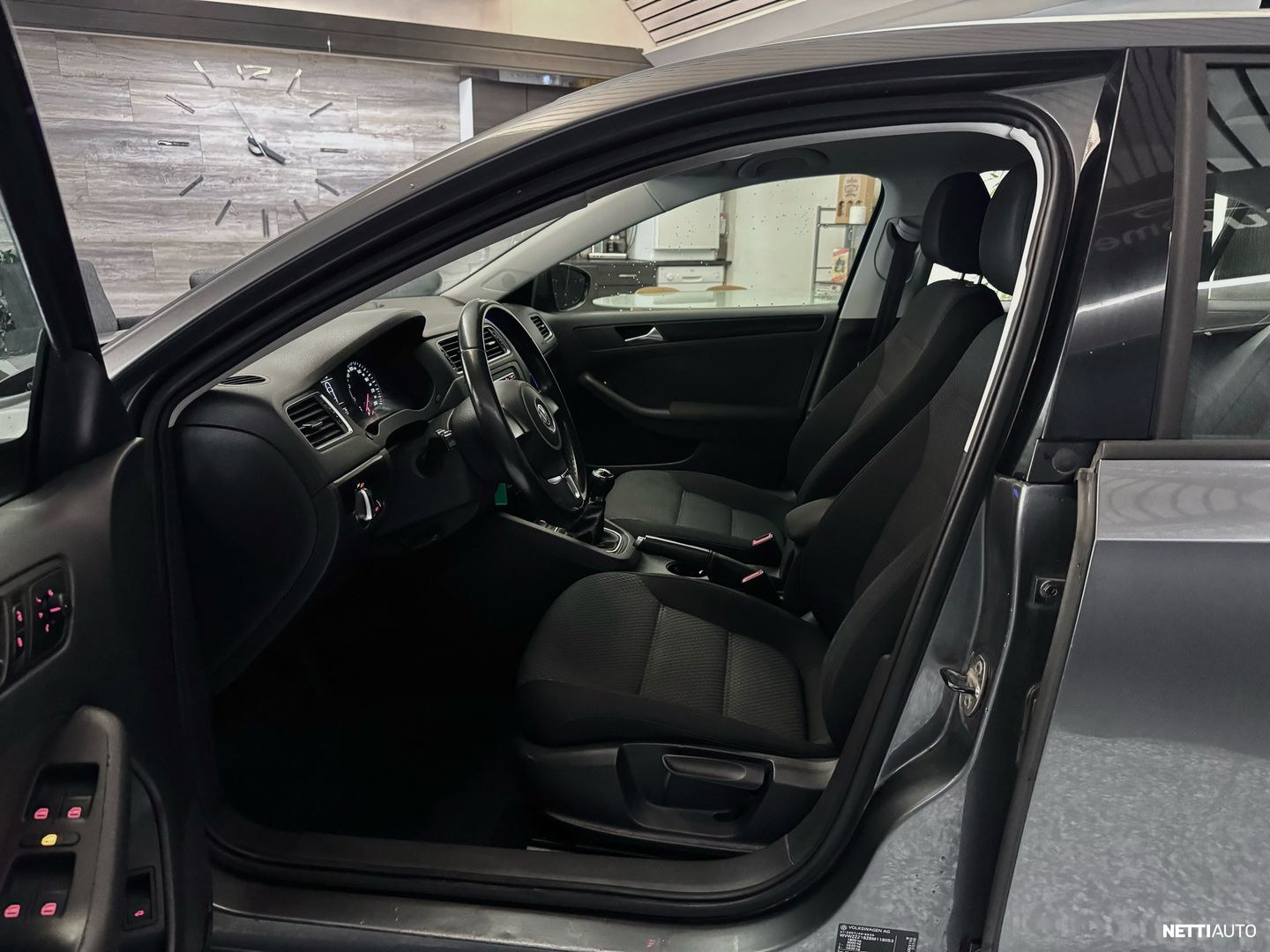 Volkswagen Jetta 2011, photo 5/11