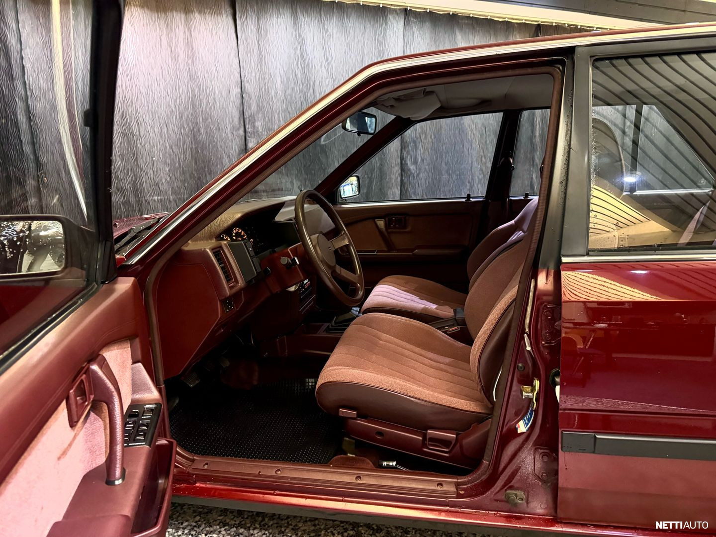 Nissan Bluebird 1,6 SLX 4d 1989, bild 7/13