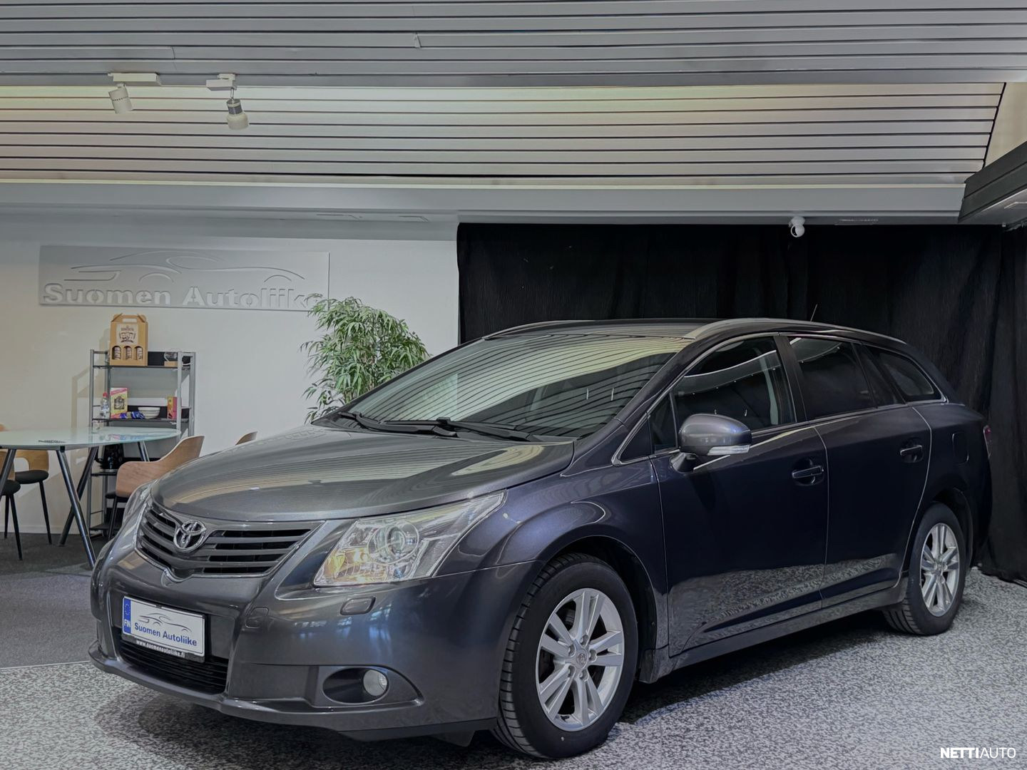 Toyota Avensis 2011, kuva 2/12