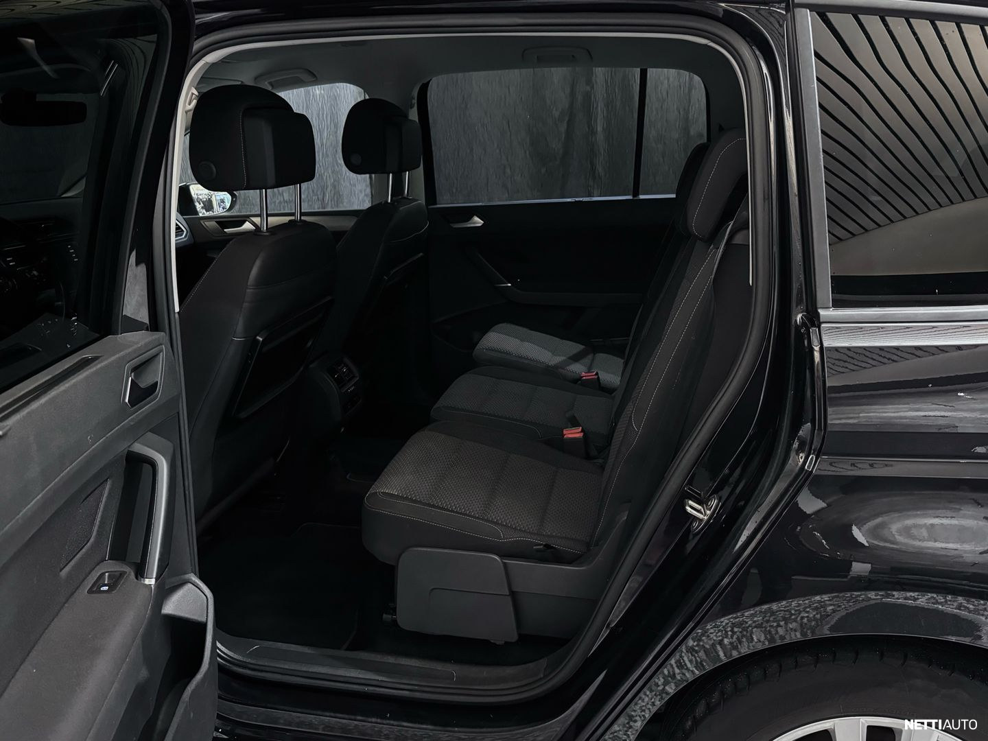 Volkswagen Touran 2015, bild 7/15